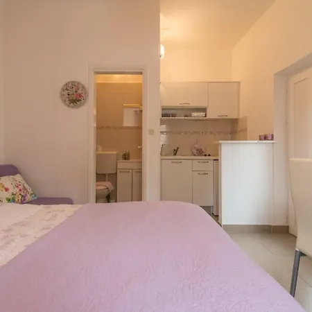 Emma & Toni Appartement *