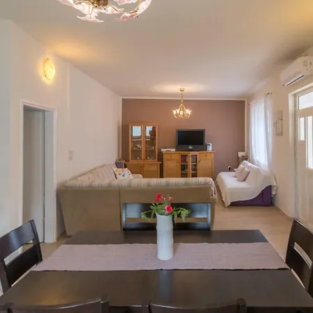 Emma & Toni Appartement Biograd Na Moru