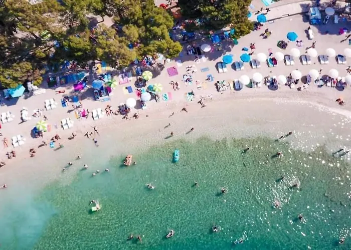 Emma & Toni Апартаменты Биоград-на-Мору