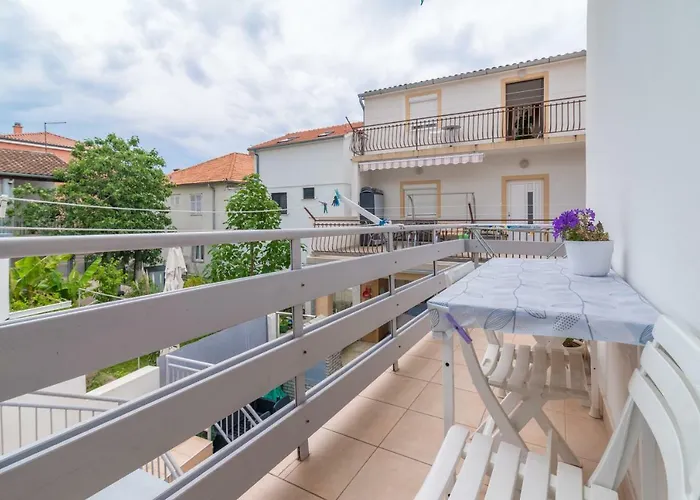 Emma & Toni Апартаменты